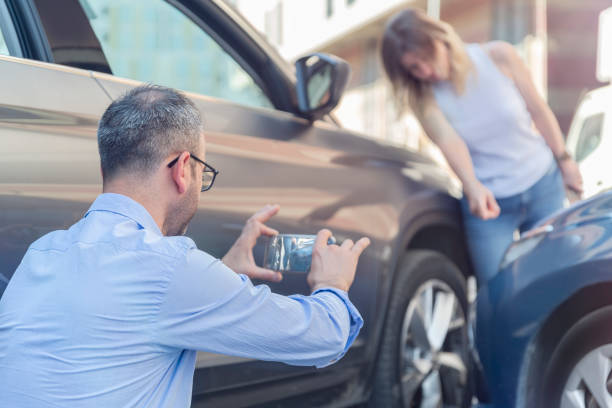 Professional Full Coverage Car Insurance technician working in Shenandoah, VA